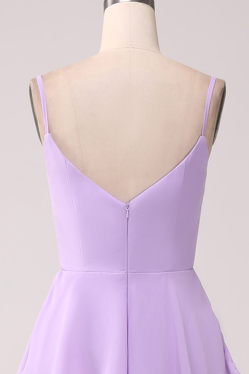 A Linie Spaghettiträger Gestuftes Chiffon Flieder Brautjungfernkleid mit Schlitz
