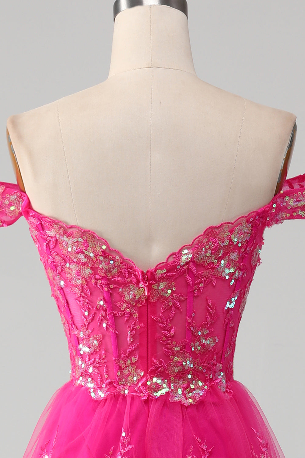 Schulterfreies fuchsia Ballkleid mit Pailletten