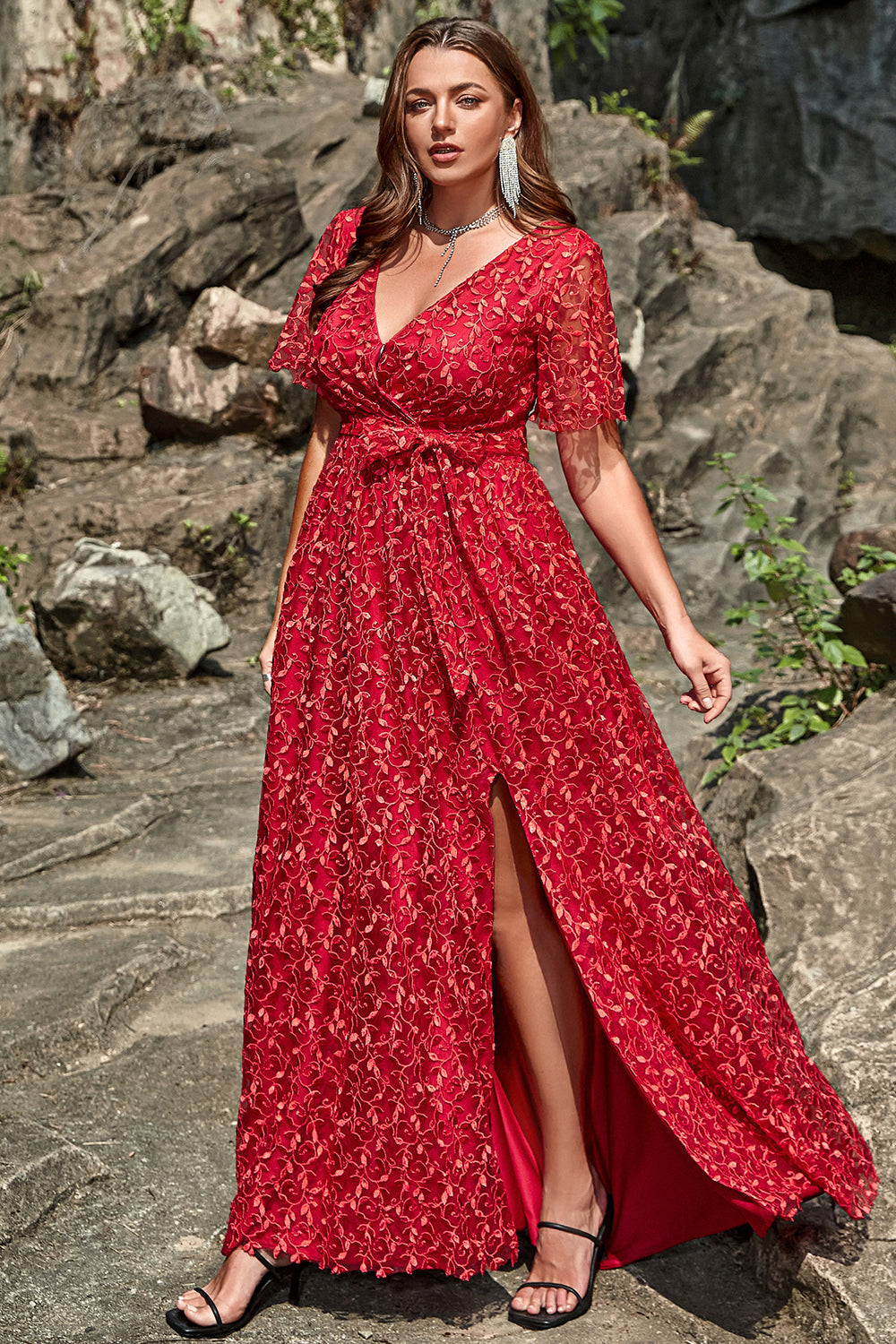 A-Linie V Ausschnitt rotes Spitze Übergröße Ballkleid mit Schlitz