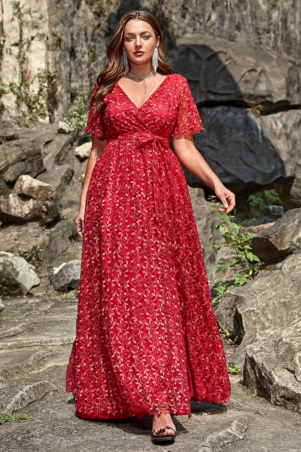 A-Linie V Ausschnitt rotes Spitze Übergröße Ballkleid mit Schlitz
