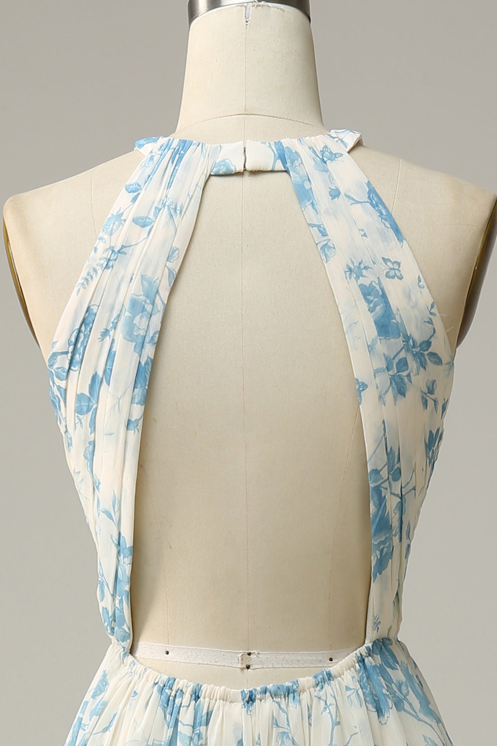 Blaues geblümtes Boho Chiffon Brautjungfernkleid