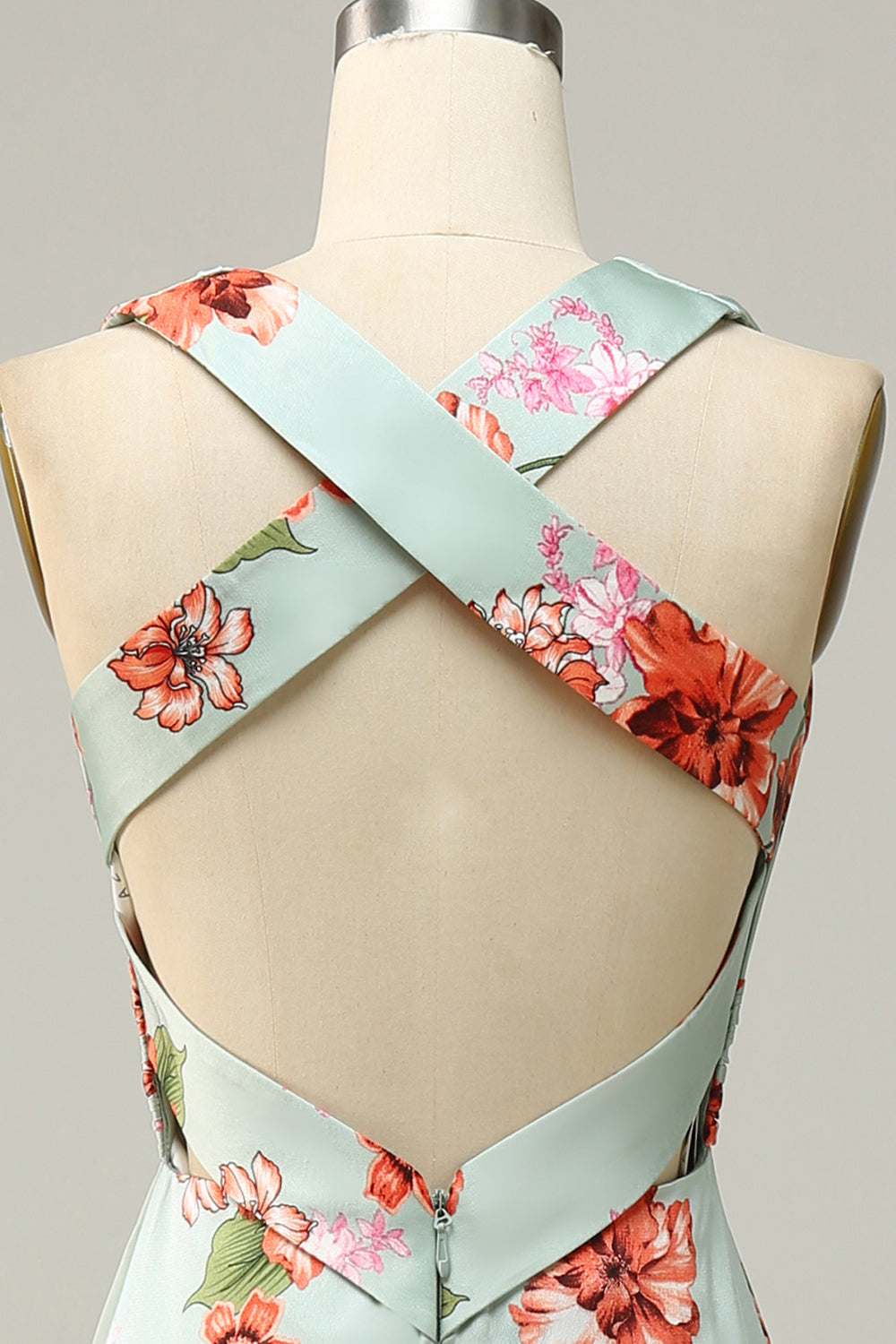 Grünes Neckholder ärmelloses A Linie Brautjungfernkleid