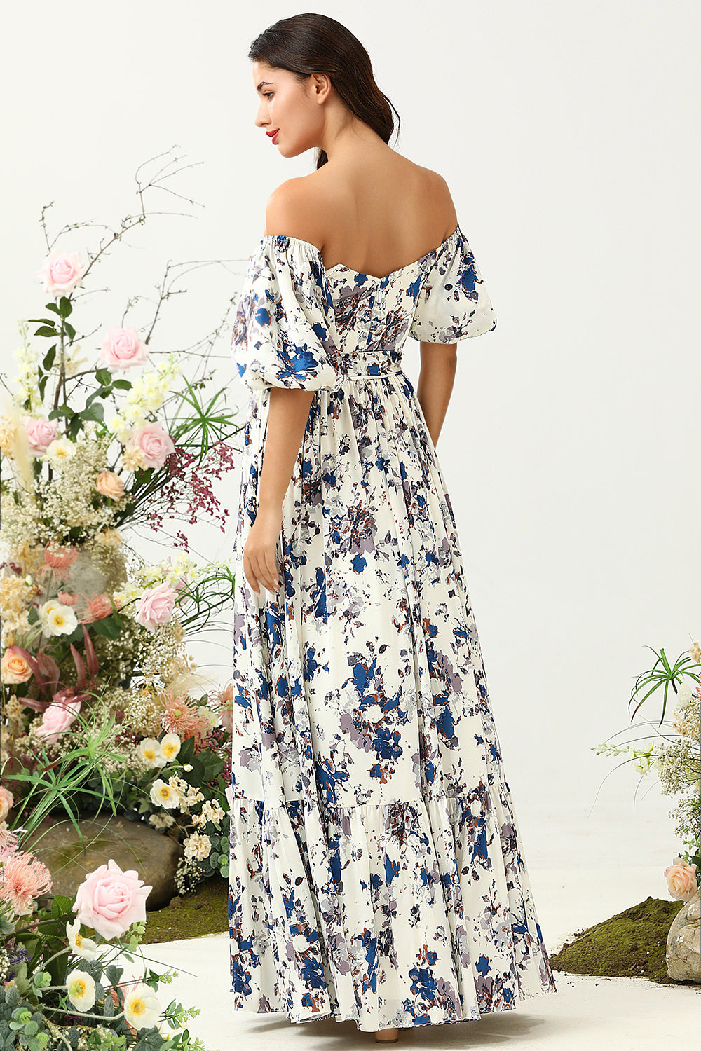 Weißes blaues Blume Boho Brautjungfernkleid
