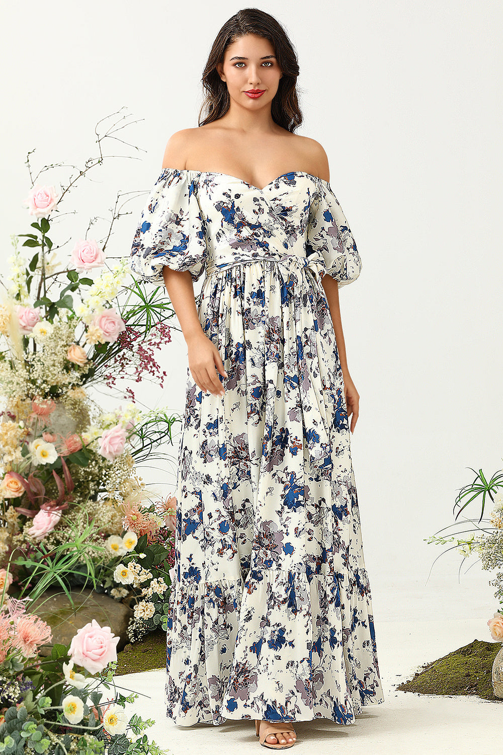 Weißes blaues Blume Boho Brautjungfernkleid