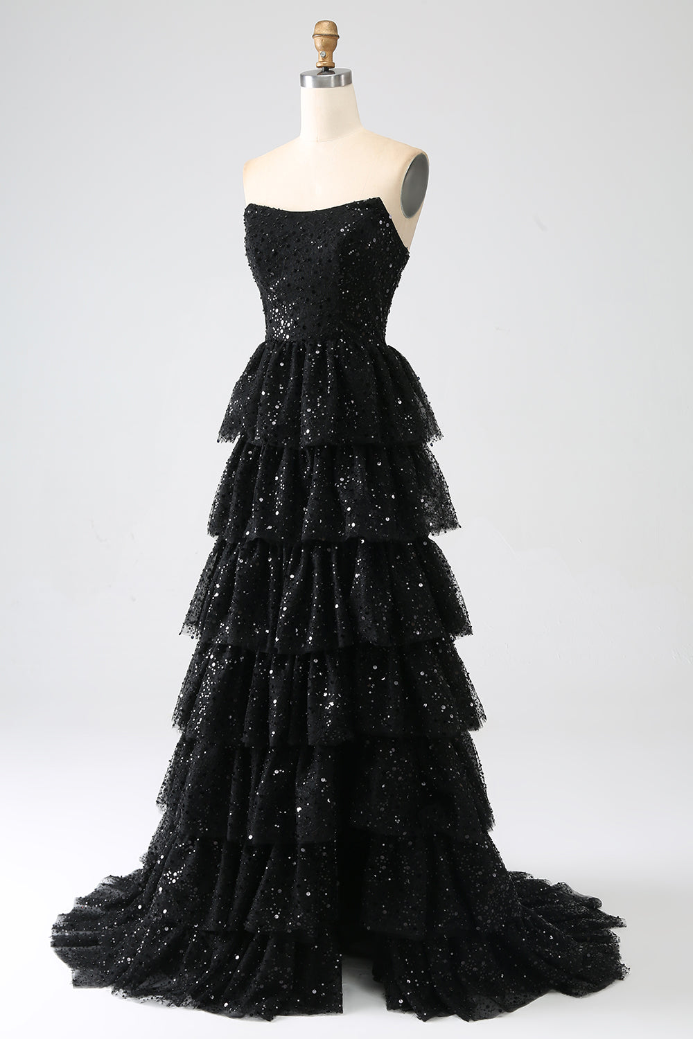 A-Linie Pailletten Schwarzes gestuftes Ballkleid mit Schlitz