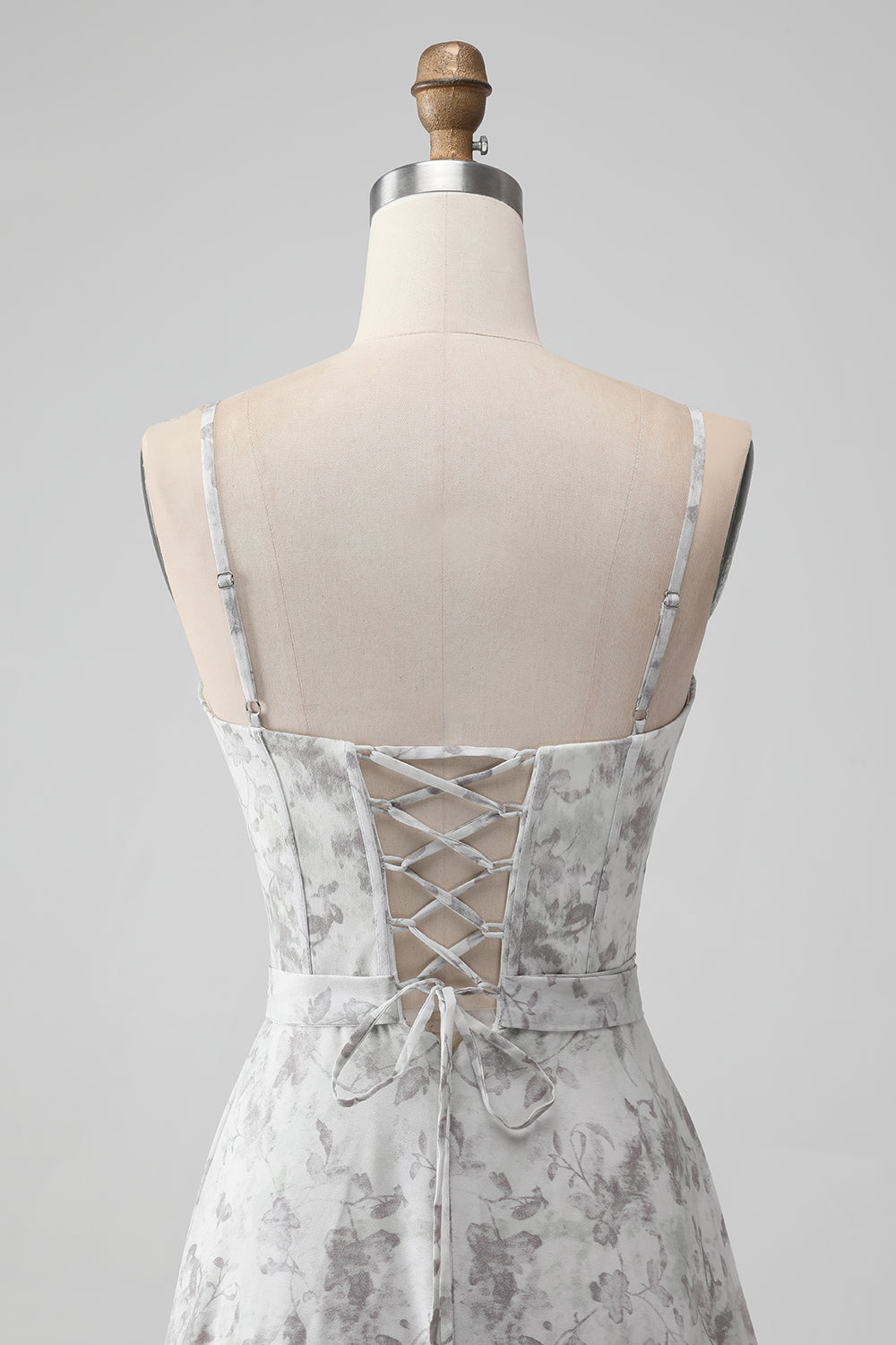 Weißbraune Blumen Spaghettiträger A-Linie Brautjungfernkleid mit Rüschen