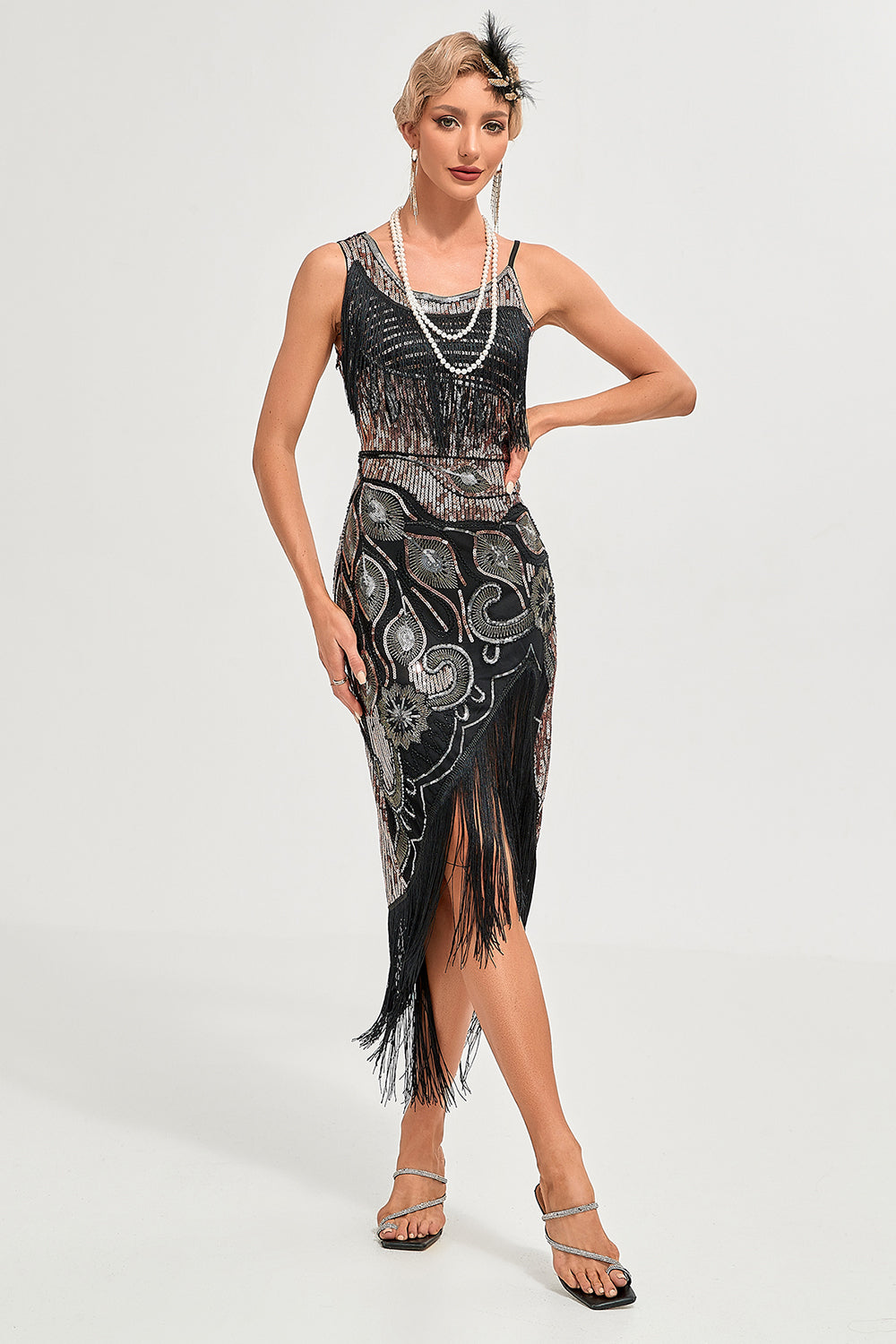 Glitzerndes schwarzes Pailletten fransen Asymmetrisches Gatsby Kleid aus den 1920er Jahren mit Accessoires