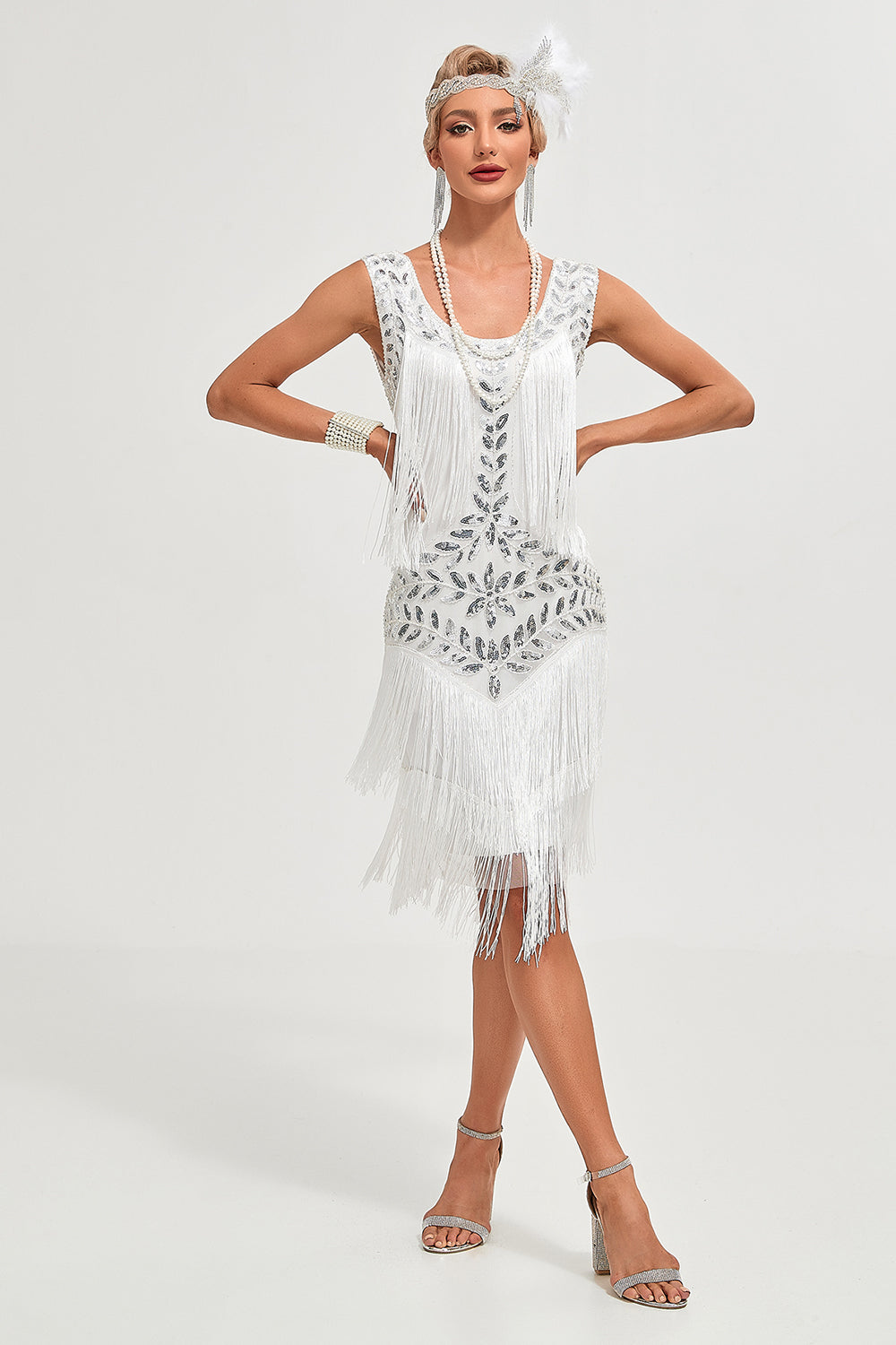 Weißes Pailletten Fransen Flapper Kleid mit Accessoires