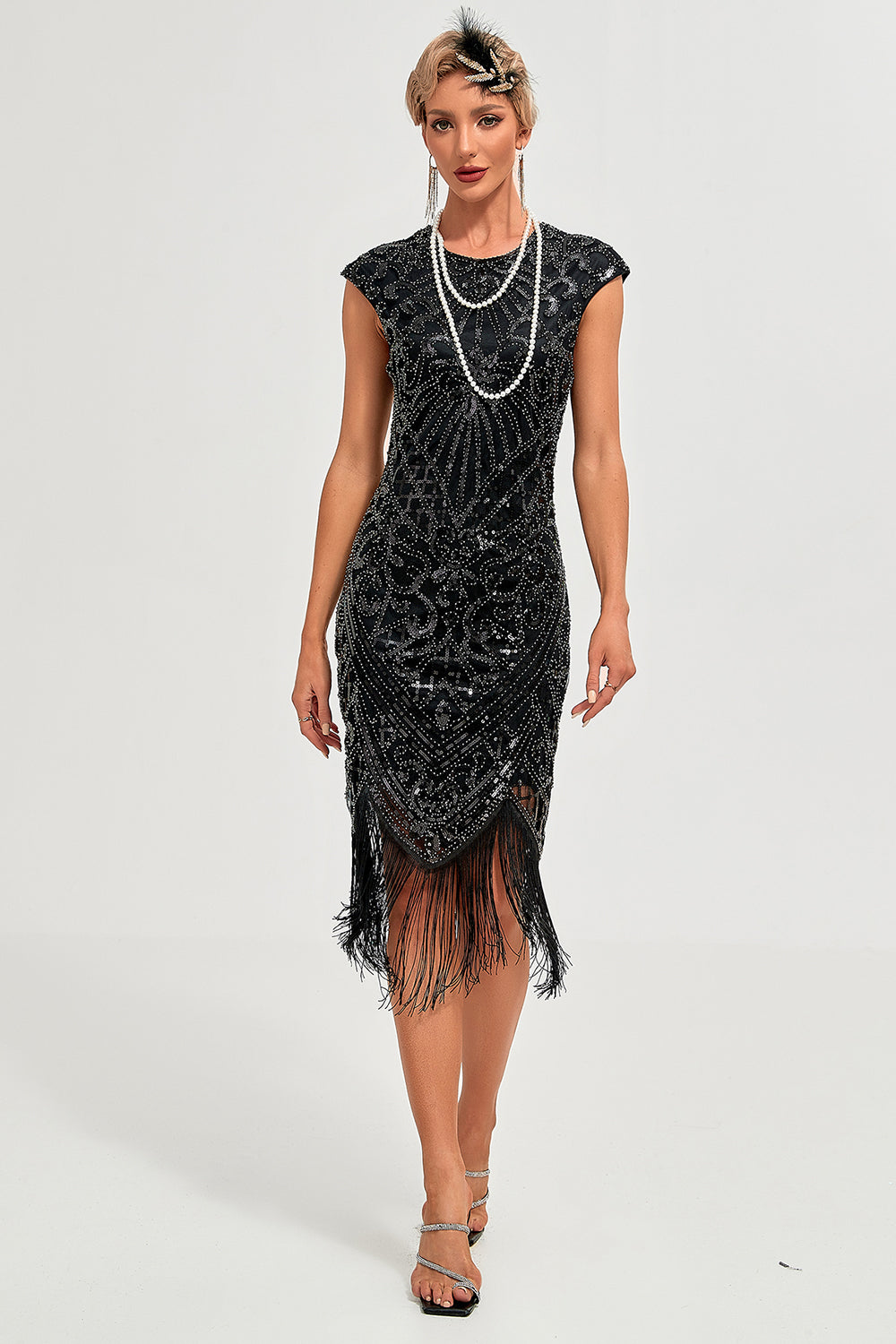 Schwarzes ärmelloses Kleid mit Glitzerfransen aus den 1920er Jahren und Accessoires