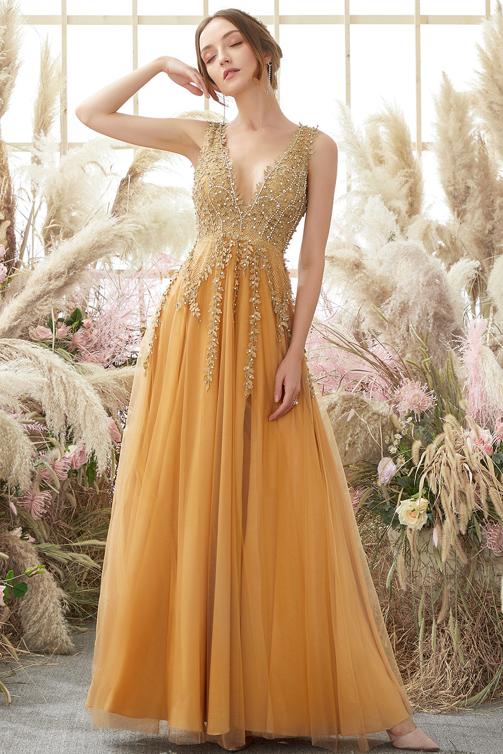 Tiefer V-Ausschnitt Langes Abendkleid mit Applikationen