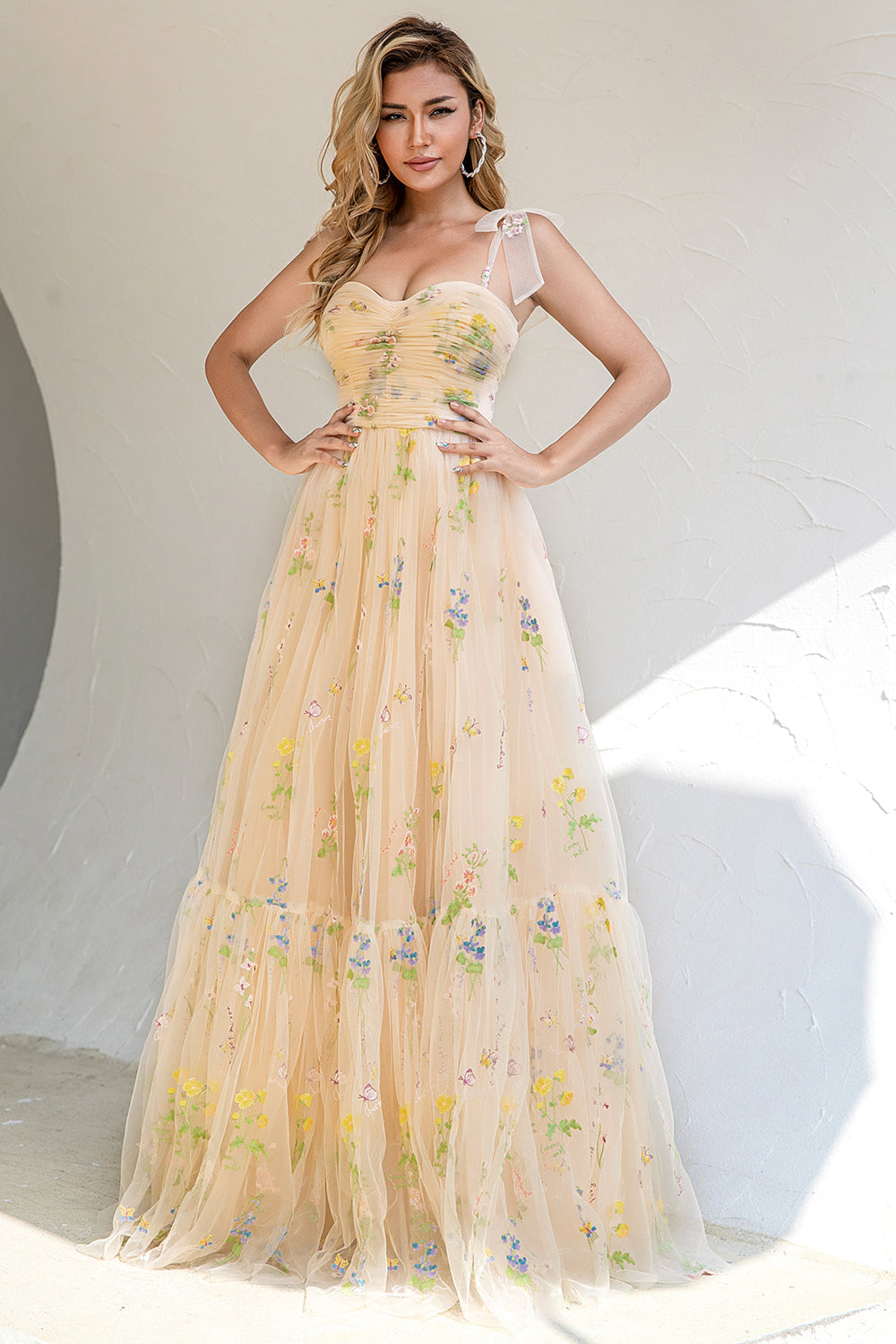 A Linie Spaghetti Träger Champagner Ballkleid mit Applikationen