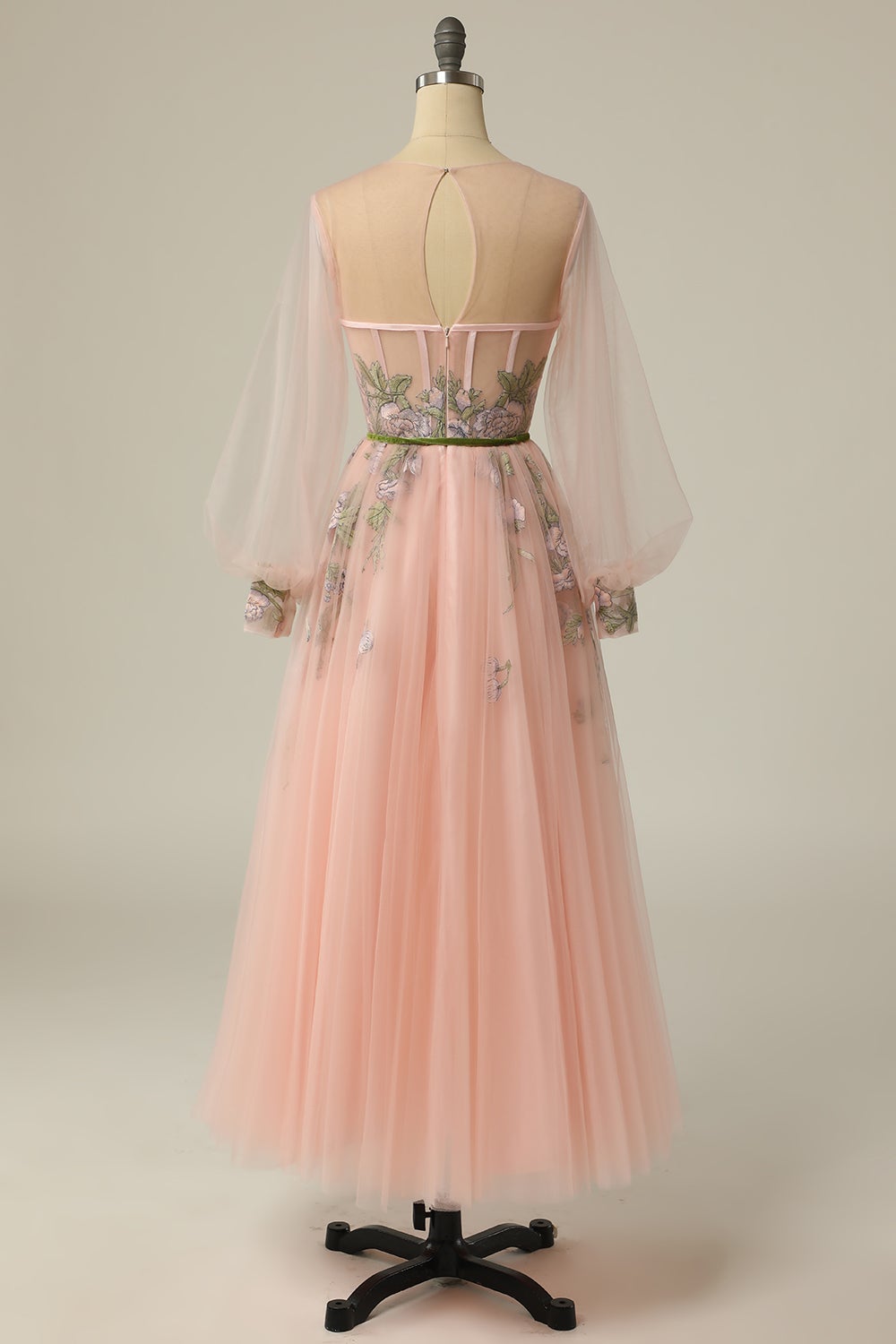 A Linie Jewel Light Nude Langes Ballkleid mit Stickerei