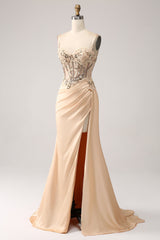 Elegantes champagner Meerjungfrauen Plissee Satin Ballkleid mit Applikationen